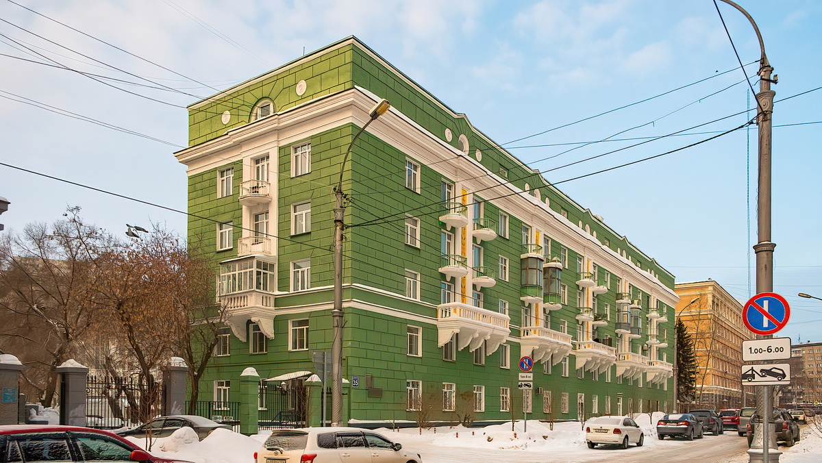 Жилой дом по ул. Урицкого, 35. Новосибирск. Фотография - www.openmainphoto.ru