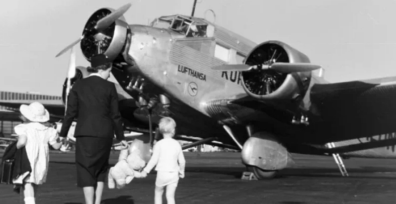 Основанная в 1926 году, компания Deutsche Luft Hansa стала прикрытием для перевооружения нацистских ВВС. Фото: A. Schulze/United Archives/IMAGO