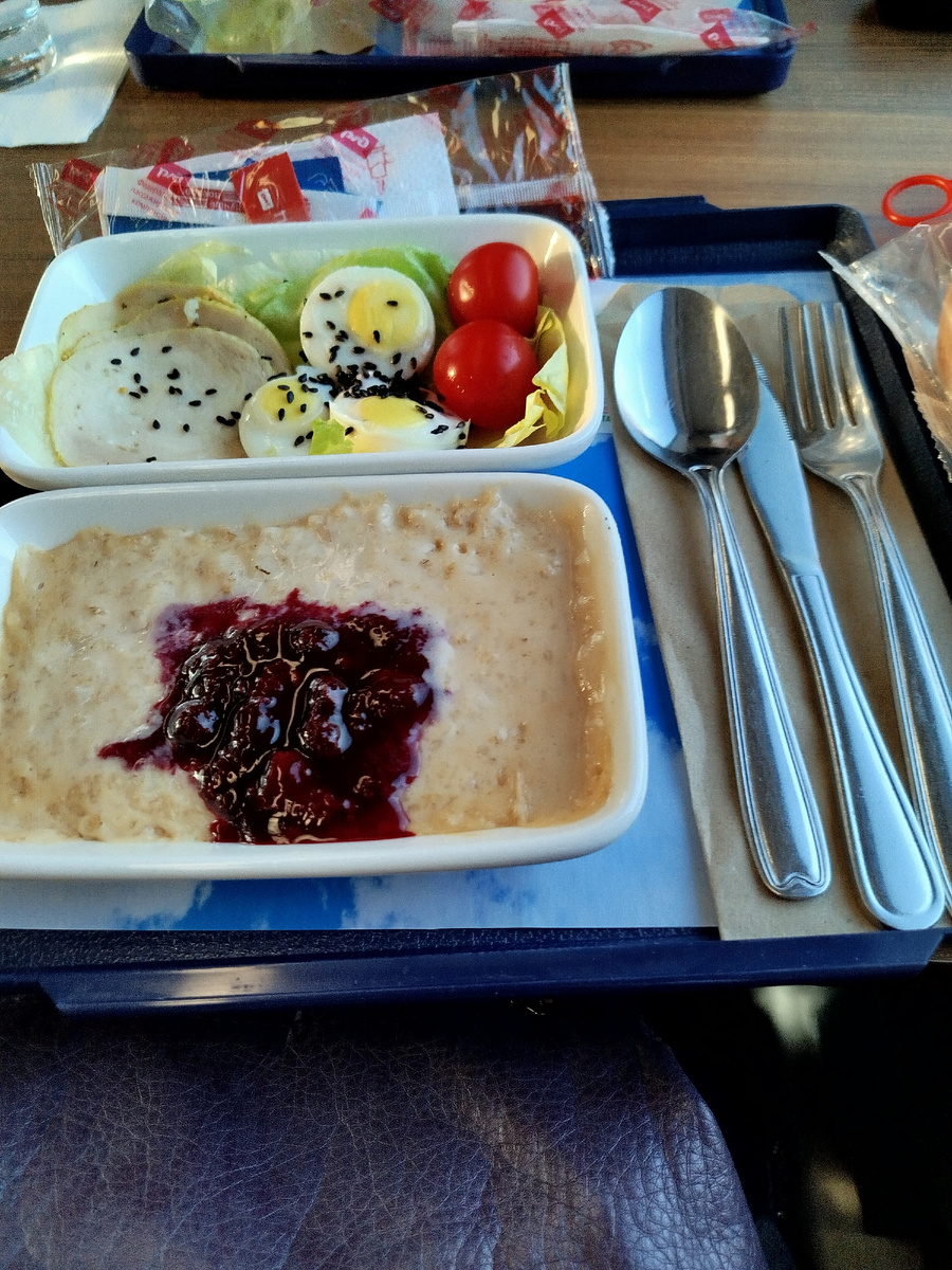 Мой завтрак в Ласточке. Фото автора.