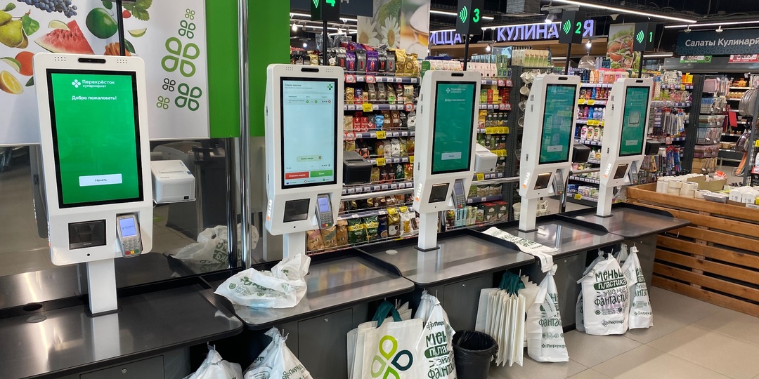 Кому на самом деле выгодны кассы самообслуживания, и стоит ли ими пользоваться: новая экономика меняет наш опыт в супермаркете