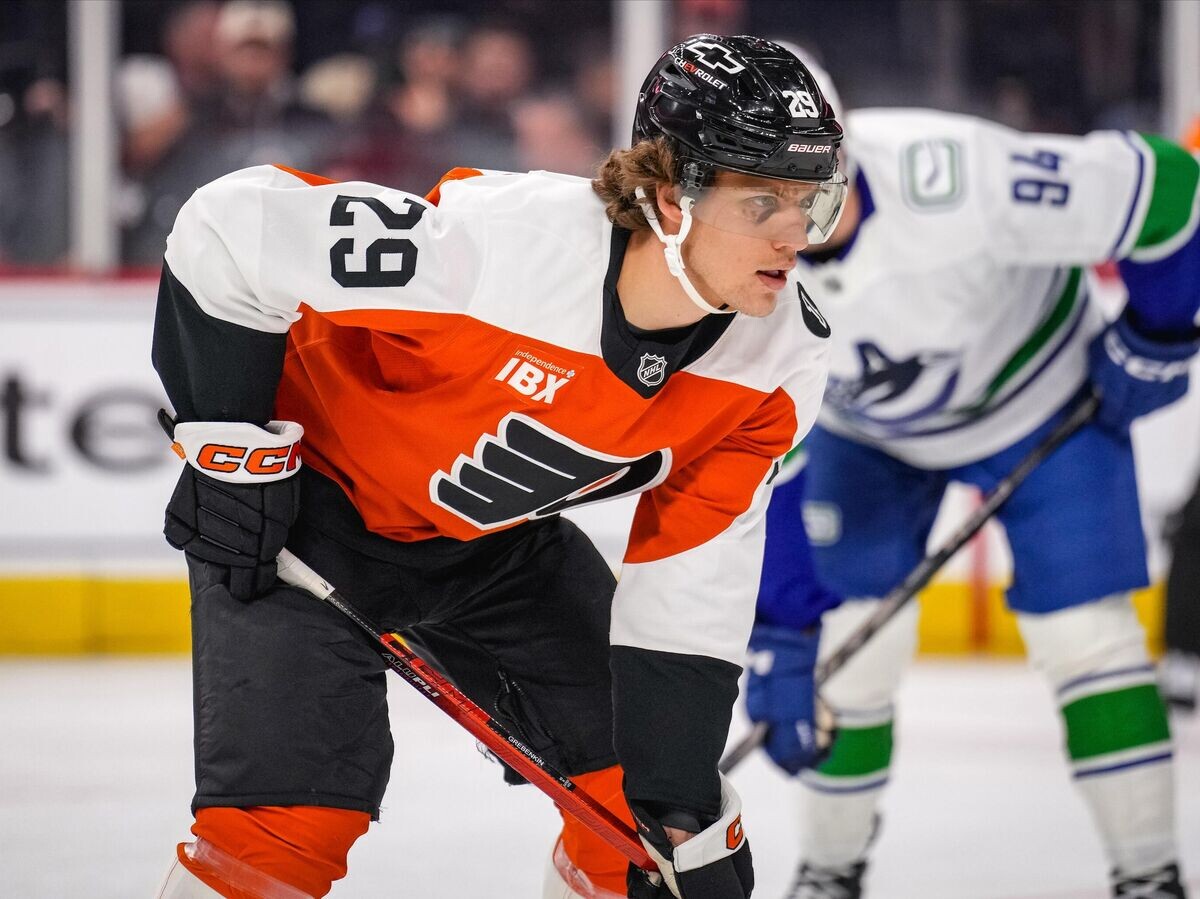    Российский нападающий "Филадельфии Флайерз" Никита Гребенкин | © Фото : Соцсети клуба НХЛ "Филадельфия Флайерз"