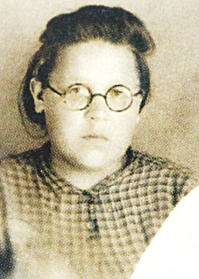 Лена Мухина