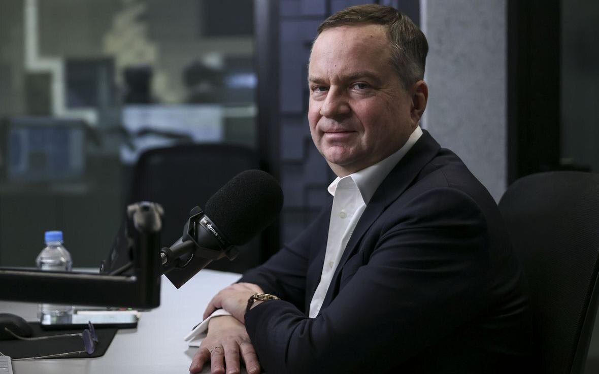 Владимир Андреев / РБК📷Заместитель министра финансов Алексей Моисеев в студии Радио РБК