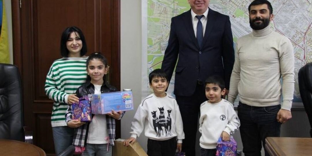 «Позорники!»: «Ёлка желаний» стала поводом для грандиозного скандала в Екатеринбурге