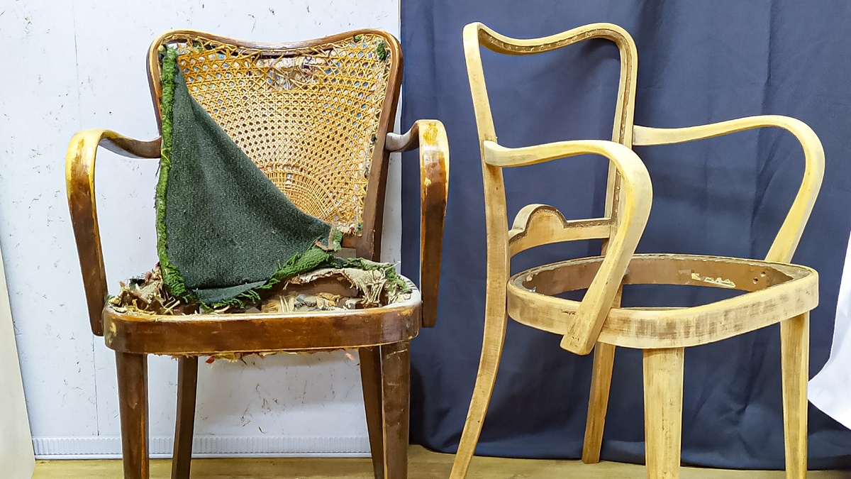 Кабинетные кресла знаменитой фабрики Thonet начала прошлого века