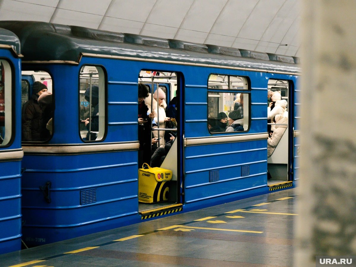     На «Волгоградском проспекте» пассажир погиб под колесами поезда