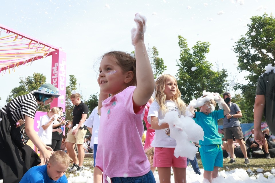    3,9 млрд рублей выделили на детский отдых в Петербурге в 2026 году. Вероника ОВСЯННИКОВА