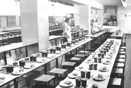 Обед в СССР за 80 копеек, который был сытнее ресторанного бизнес-ланча за 800 рублей