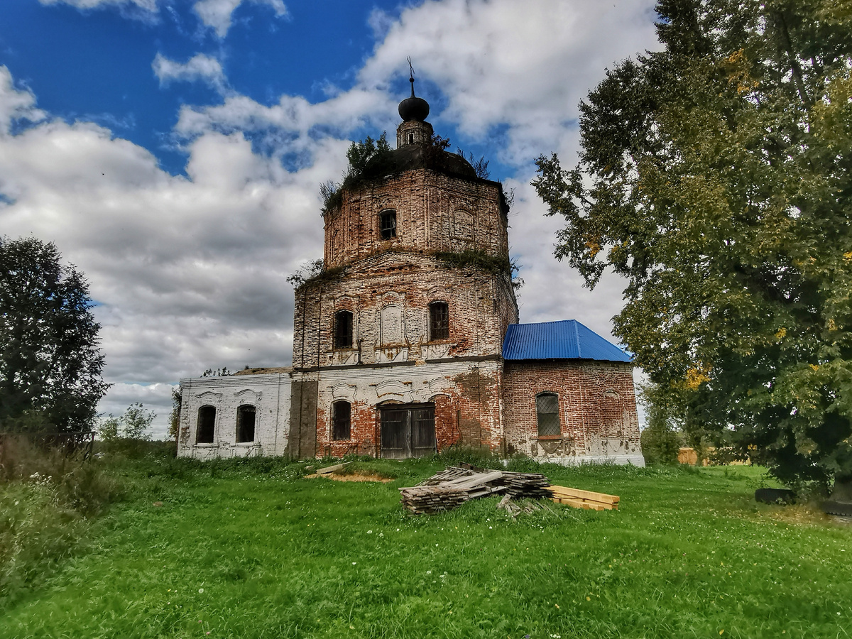 Лобцово, церковь Димитрия Солунского