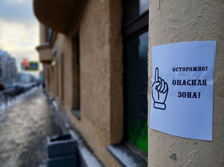     Инспекции поручили назначить задания по уборке снега в 1900 кварталах. Фото: архив МК в Питере