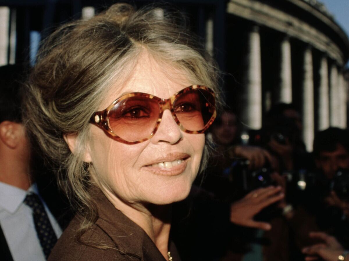    Брижит Бардо на площади Святого Петра в Ватикане. 1995 | © Getty Images / Franco Origlia