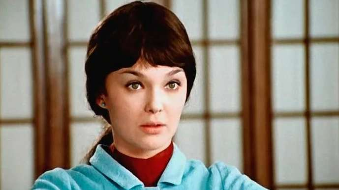 Наталья Гвоздикова в роли Полины в «Большой перемене»  
