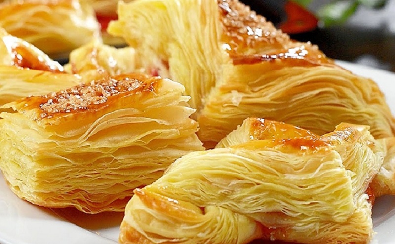 Слоёное тесто за полчаса: проверенный рецепт для запоминающейся домашней выпечки без хлопот