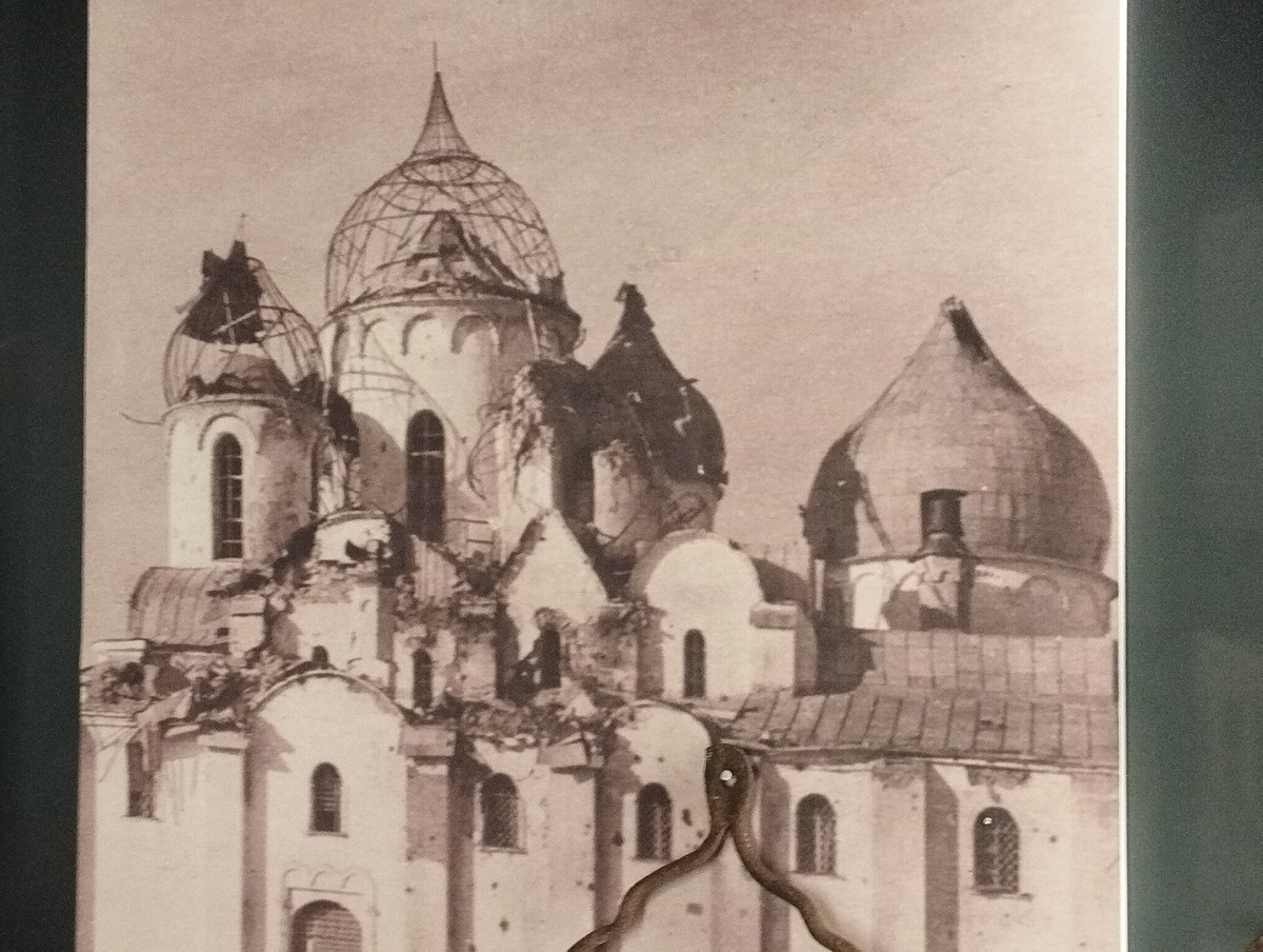 Золотые купола! Были! А где же золото?