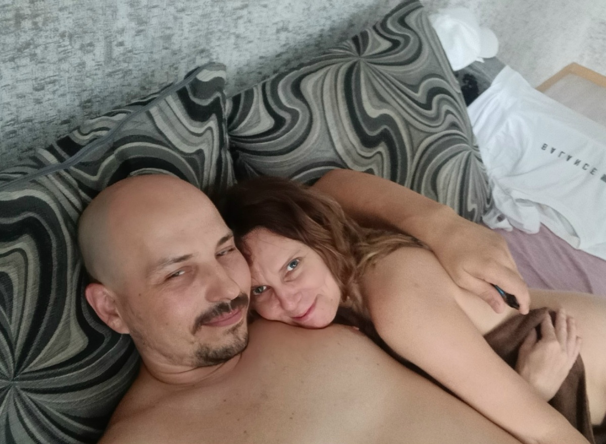 Его запах сводит меня с ума. Фотку обрезала, чтобы вписаться врамки Дзена