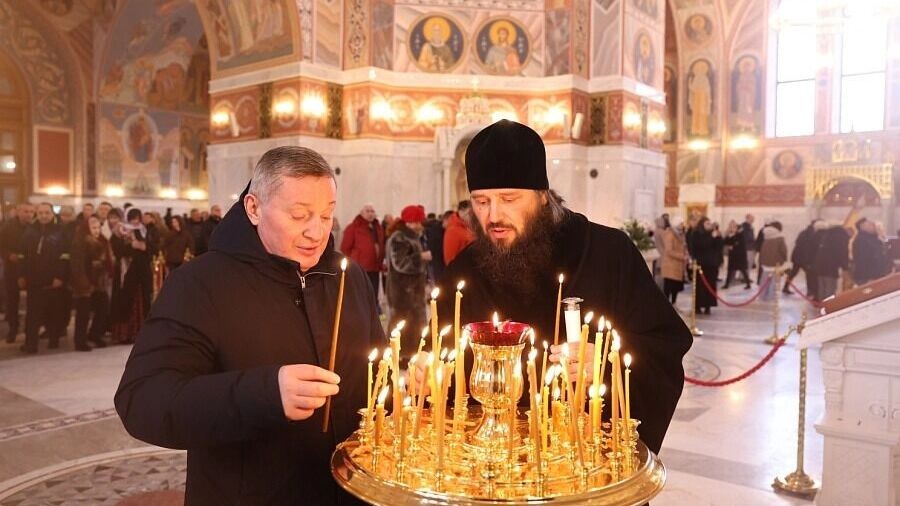    Андрей Бочаров встретился с митрополитом Феодором   администрация Волгоградской области