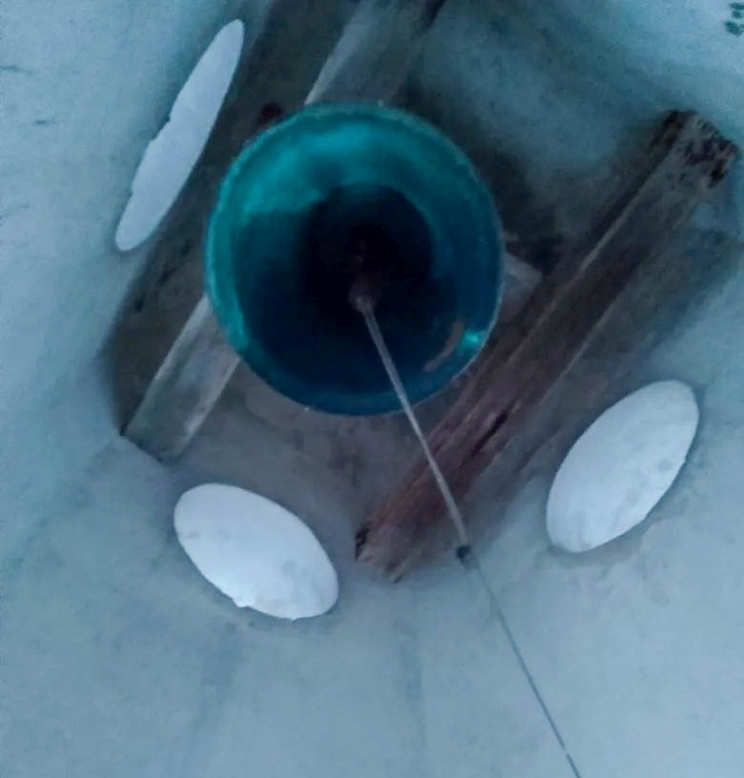        В Спасо-Преображенской церкви села Великая Топаль прошло праздничное богослужение в честь Рождества Христова