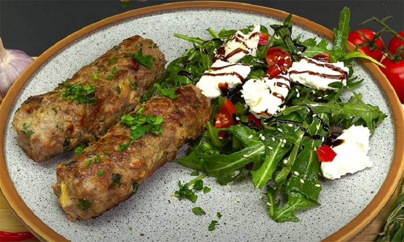 Домашние колбаски за полчаса: быстрый способ творческой кулинарии без хлопот