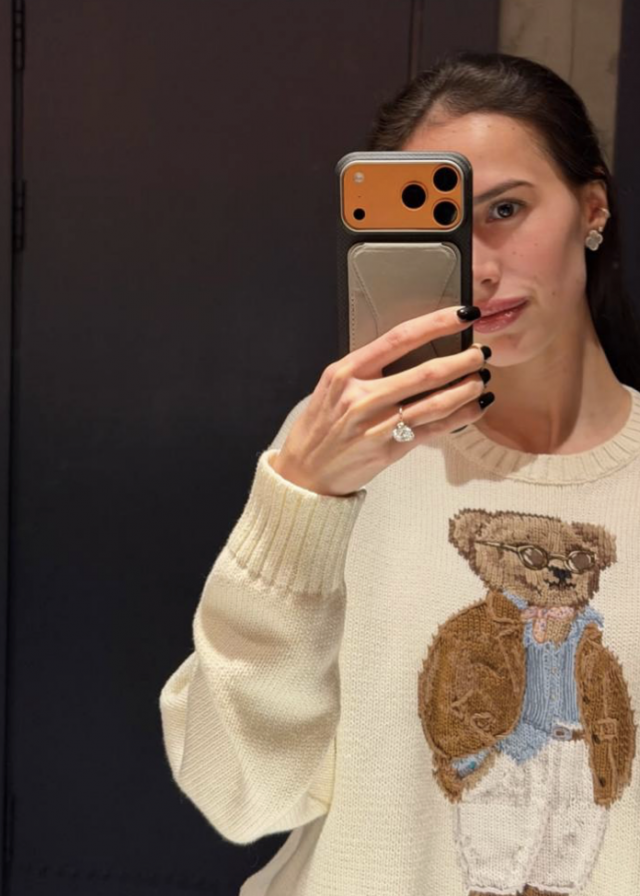    Алина Загитова в Stories. Фото: социальные сети