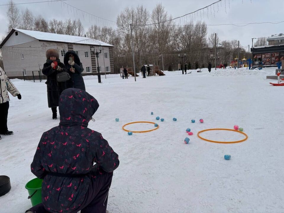    Рождественский праздник на площади Мира. Источник: администрация Ленинского района Барнаула
