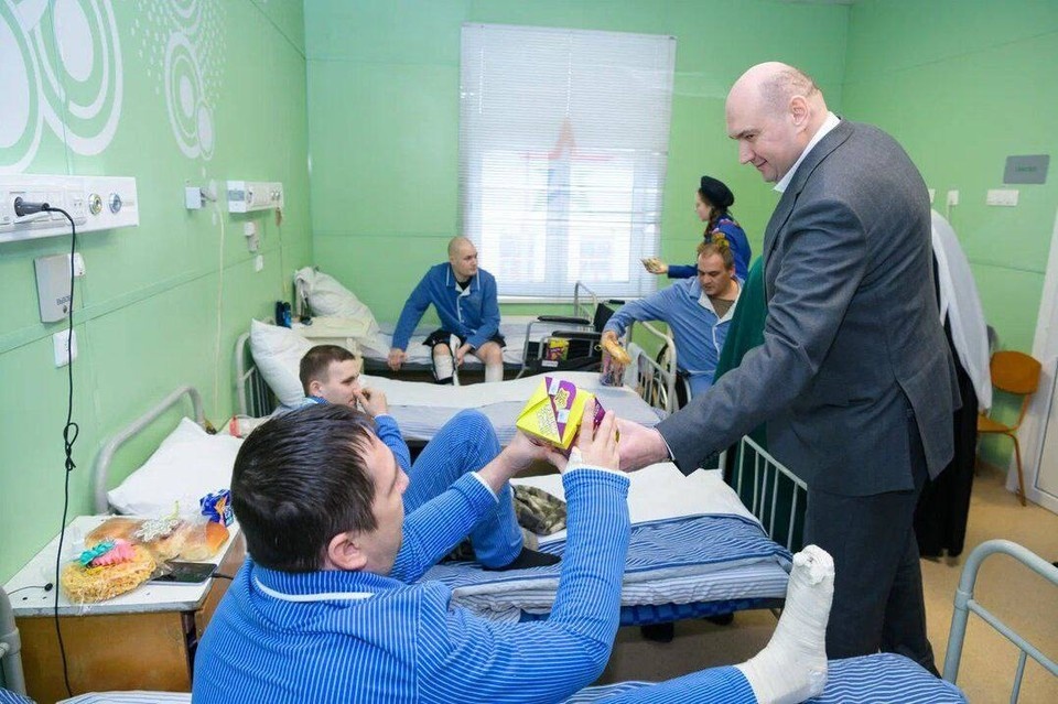    Всем бойцам вручили подарки. Правительство Оренбургской области