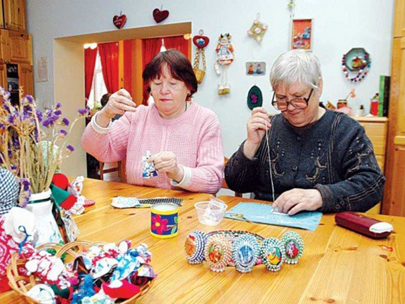 Надомная работа для пенсионерок