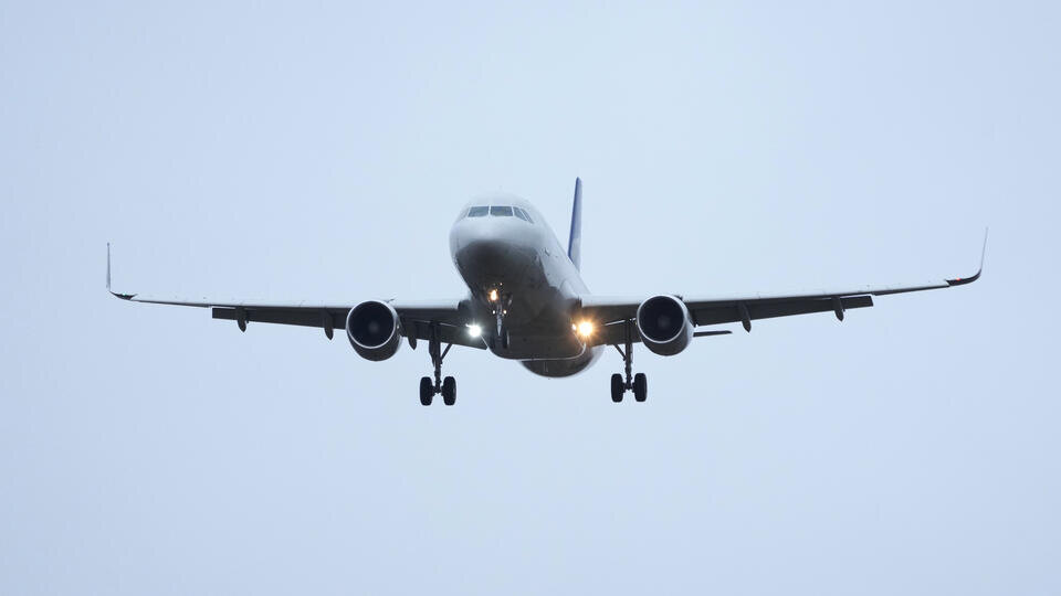     Пассажиры "Победы" сутки не могут долететь из Москвы в Махачкалу из-за непогоды ИЗВЕСТИЯ/Дмитрий Коротаев