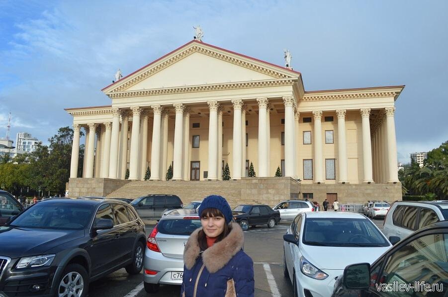 Зимний театр