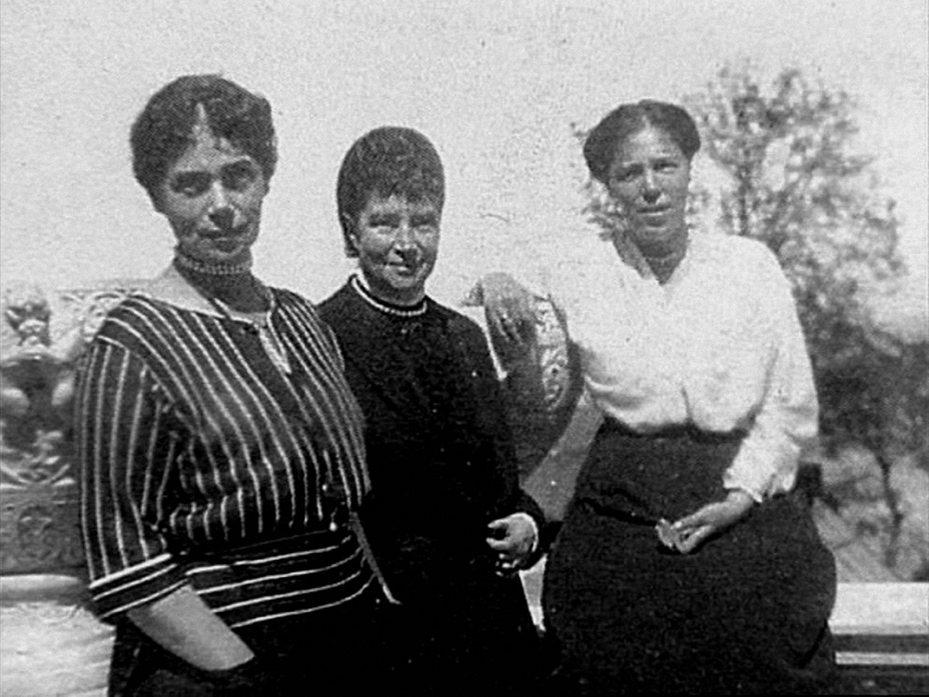 Мария Фёдоровна, Ксения Александровна, Ольга Александровна в Дании. Фото из открытых источников