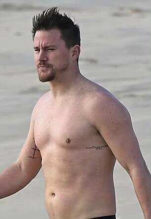    На боковой части грудной клетки Ченнинга Батума была наколота татуировка, посвященная отношениям с Дженной ДуанСоцсети