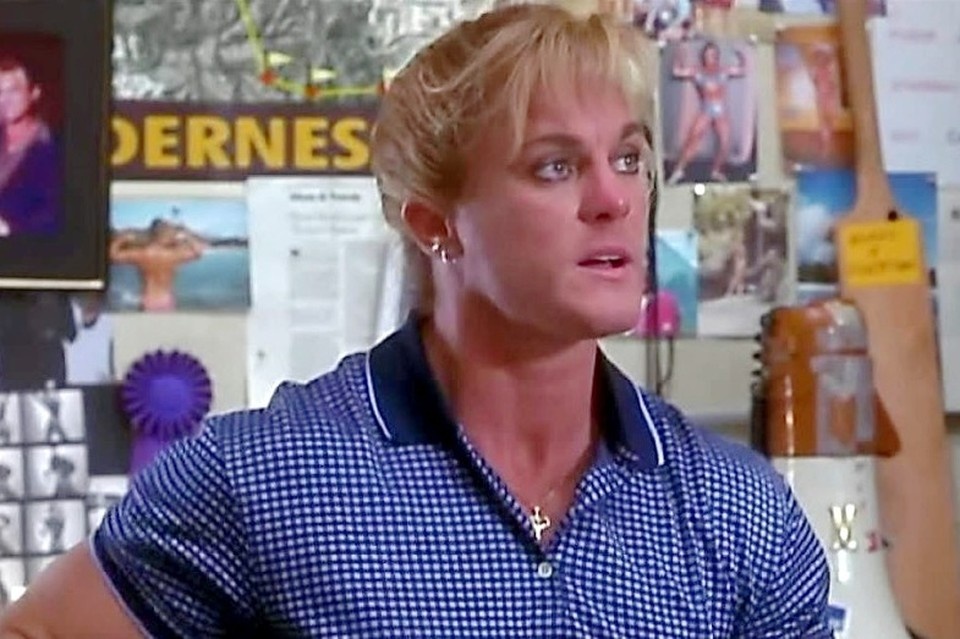    Умерла Джейн Трка: что известно о загадочной смерти американской бодибилдерши, снявшейся в «Очень страшном кино» (2000) кадр из фильма