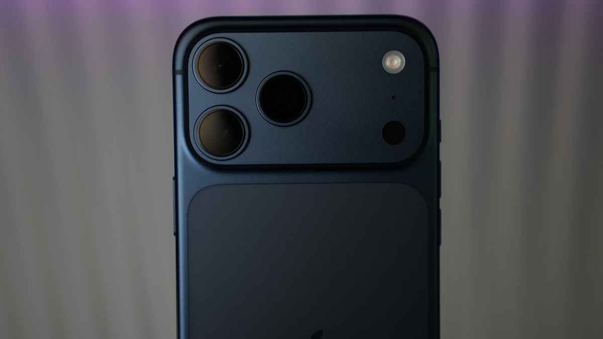    Пока что в iPhone будут только 48-мегапиксельные камеры