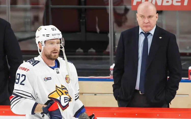    Евегний Кузнецов и Андрей Разин / Источник фото: Алексей Колчин / photo.khl.ru