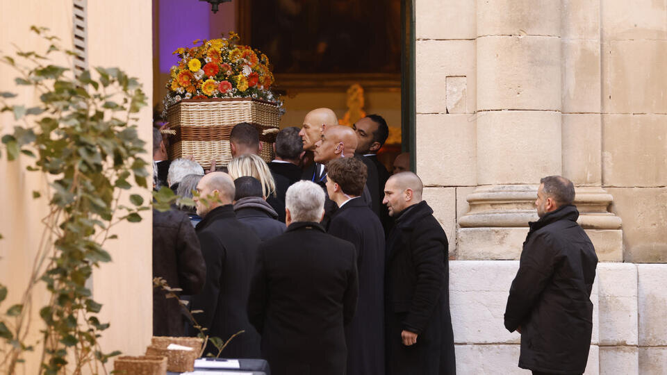     Во Франции прошла церемония прощания с Брижит Бардо SEBASTIEN NOGIER/EPA/TASS