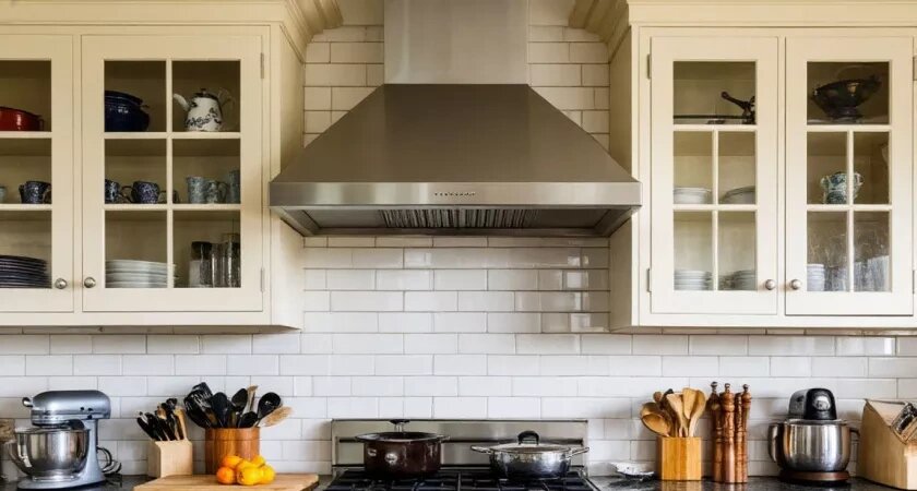    Создано в Шедевруме