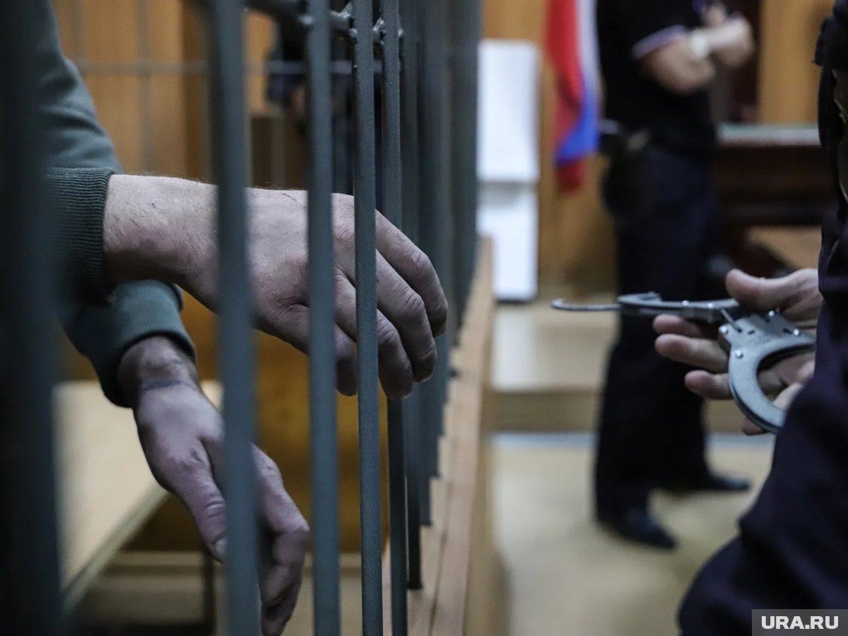     Подозреваемым назначили арест на два месяца