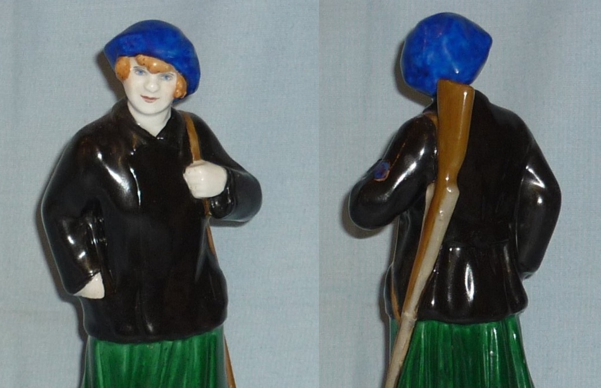 Замечательная фигурка женщины советского времени