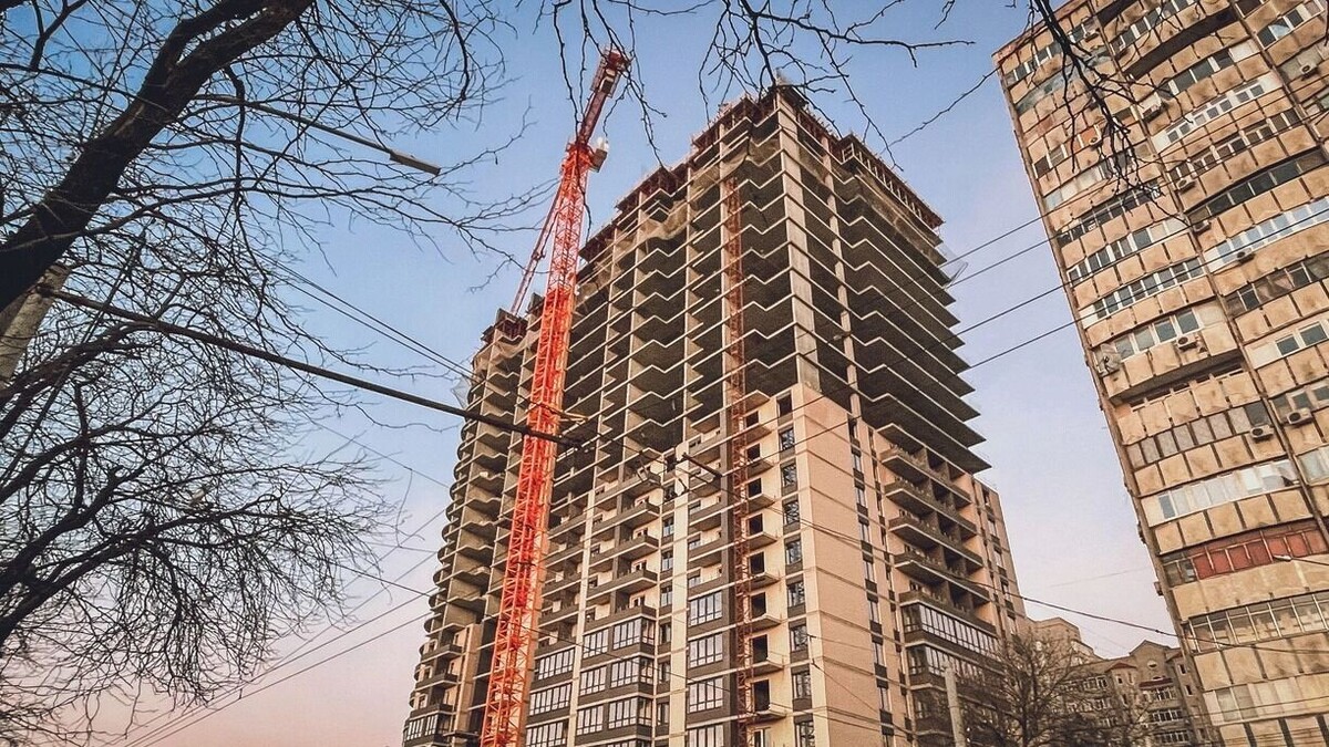 Что ждать от рынка недвижимости в 2026 году: падение ставок против роста цен. Фото: 1MI