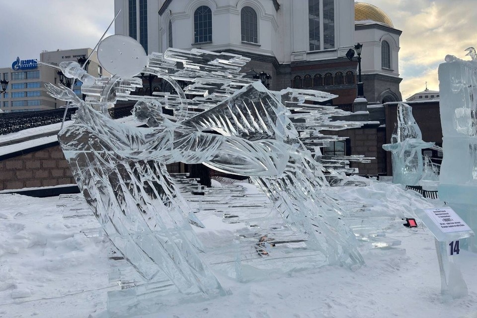    Победителем фестиваля стала ледовая композиция «Полет». Фото: telegram-канал Екатеринбургской Епархии.