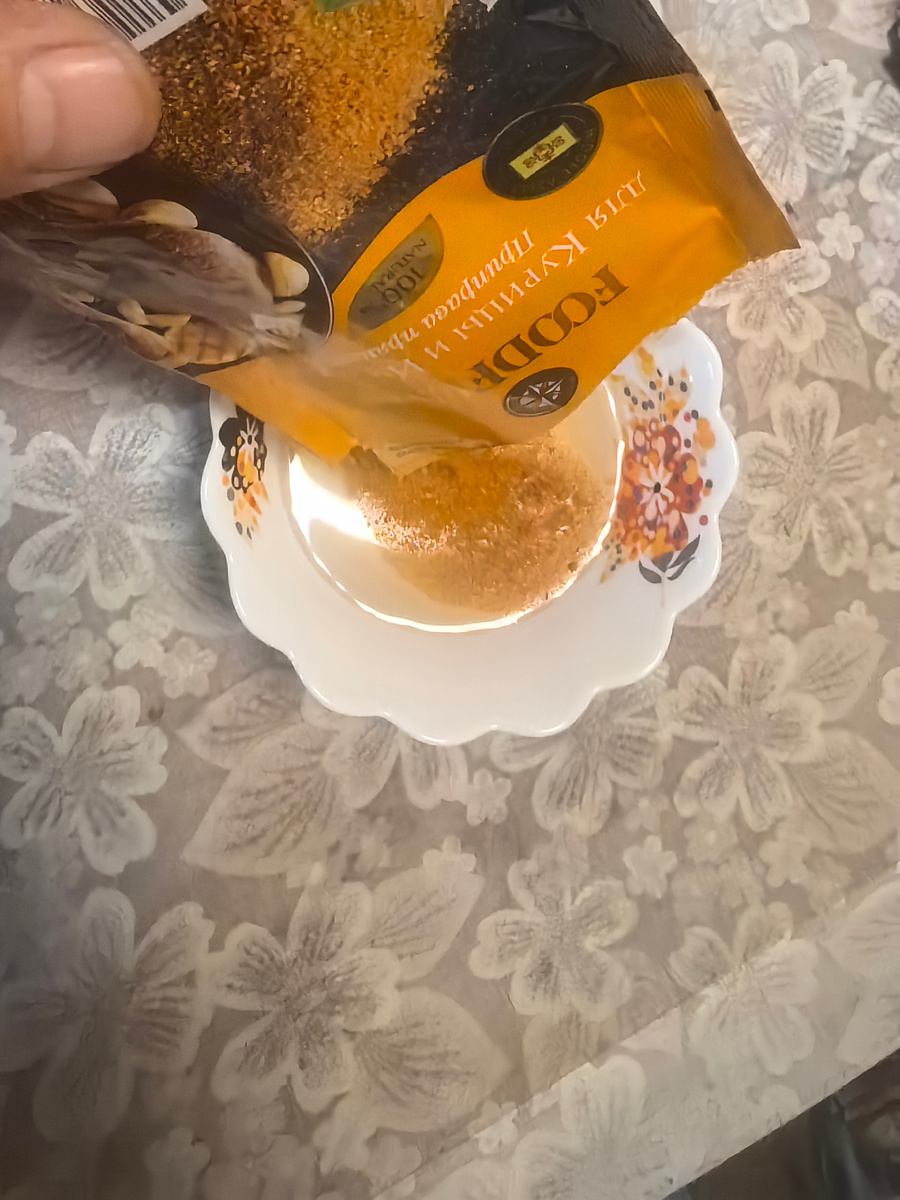 Смешиваем масло со специями