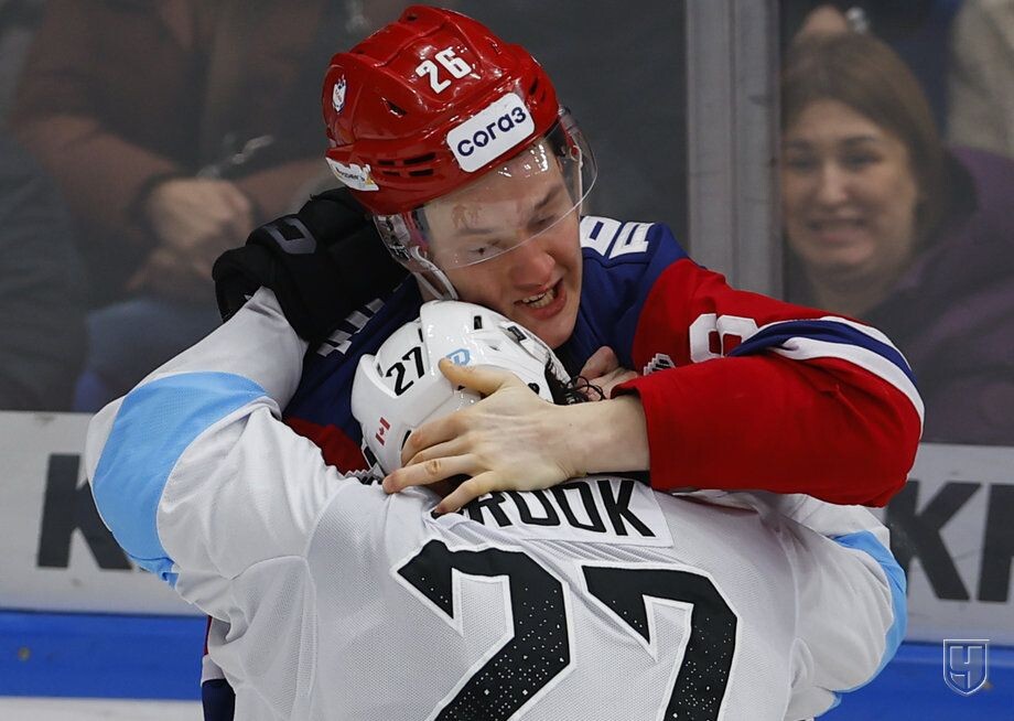 Кирилл Долженков и Джош Брук. Источник: Александр Сафонов, championat.com