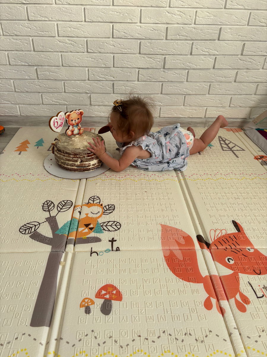 6 месяцев нашей малышке!