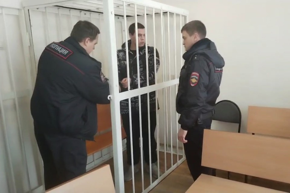    Впервые на скамье подсудимых Павел оказался в 17 лет. Фото: Бузулукский районный суд