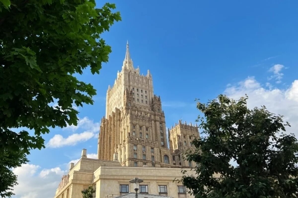    МИД РФ призвал США гуманно относиться к россиянам с танкера «Маринера»