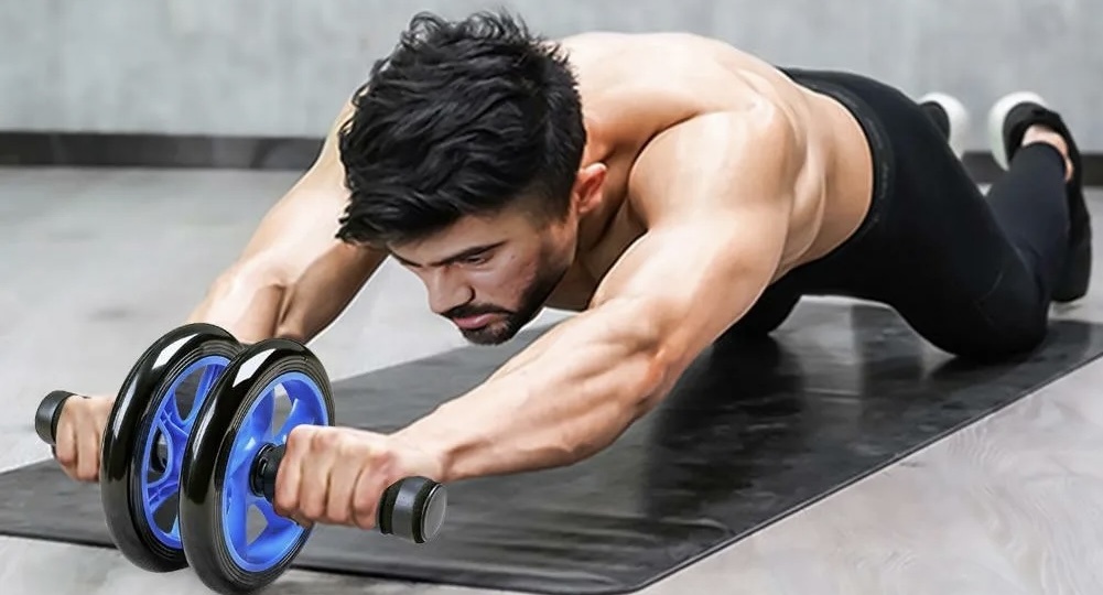 Эффективны ли упражнения с роликом для пресса?