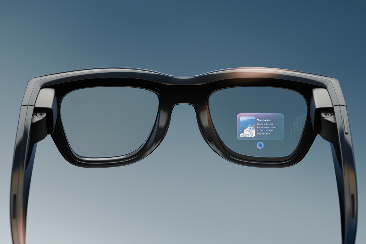     Meta добавит телесуфлер и функцию виртуального письма в Ray-Ban Display