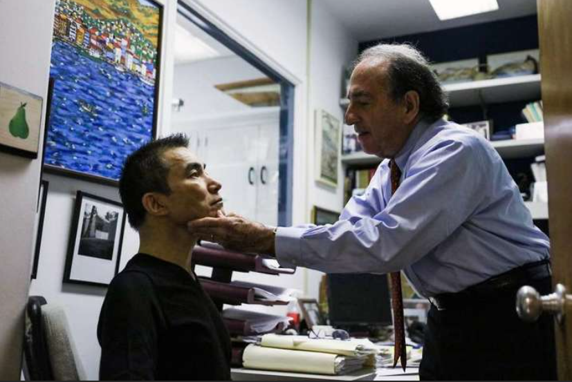 Лаки Чой на приеме у врача, фото из открытых источников (яндкс-поиск)