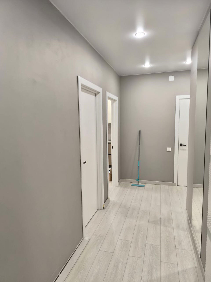 Межкомнатная дверь Стиль Флэт в цвете белая эмаль