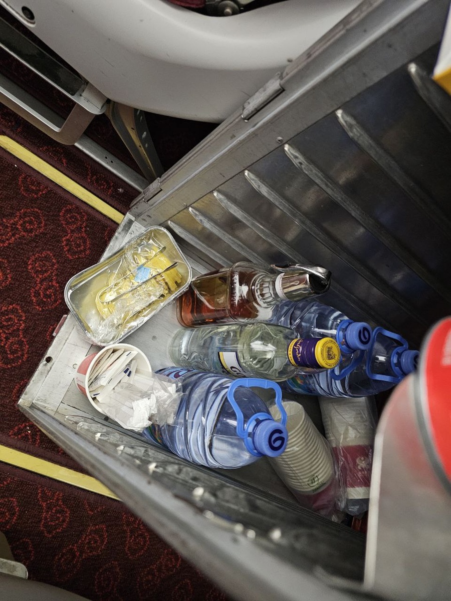 Алкоголь на борту рейса Пекин -Москвы