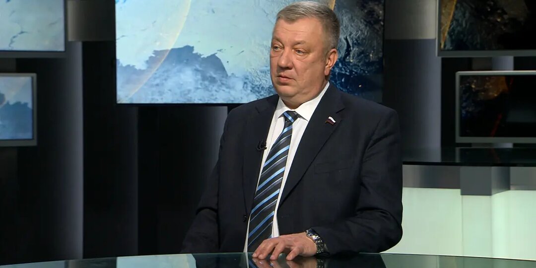 Никто не осмелился. А генерал Гурулёв сказал: "Это коллапс "